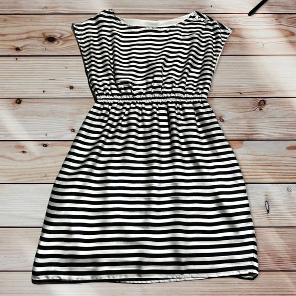 Tulle Striped Dress Size Medium - Picture 1 of 10